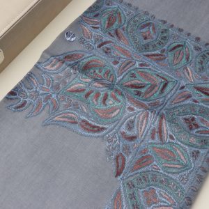 ترمة مطرزة ملونة مثالية للمناسبات | متجر النسيج