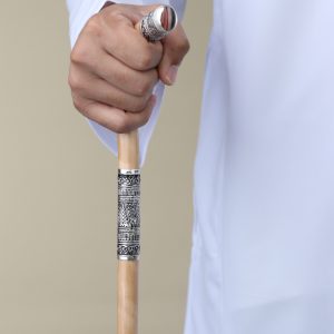 عصا عتم مع فضة وفص