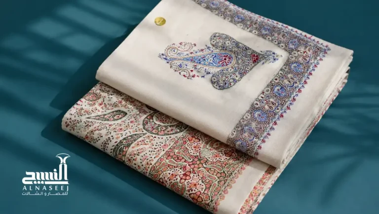 شماغ احمر وابيض أصيل بخامة فاخرة وتطريز راقٍ
